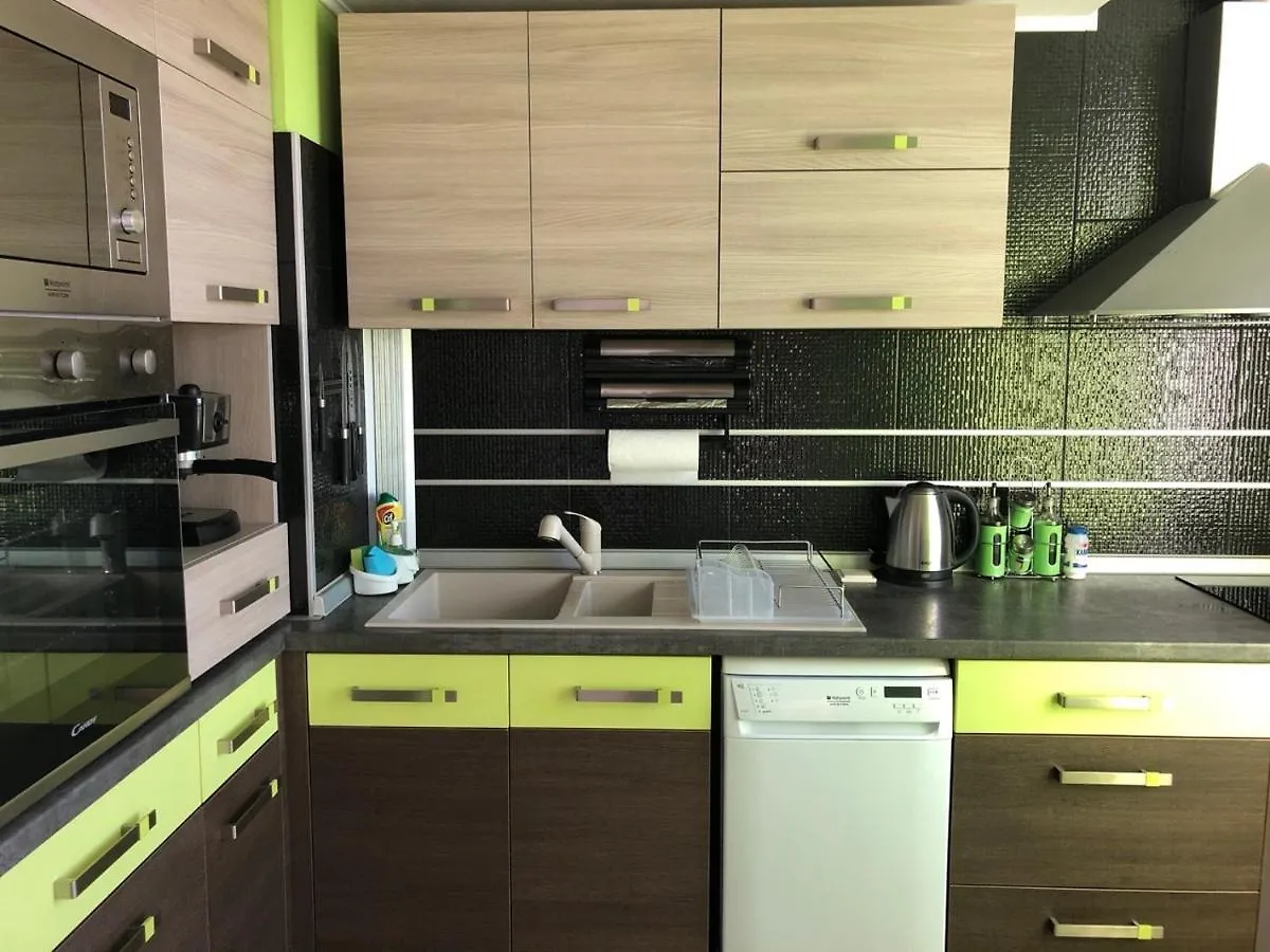 Avelov Art Apartment Burgas