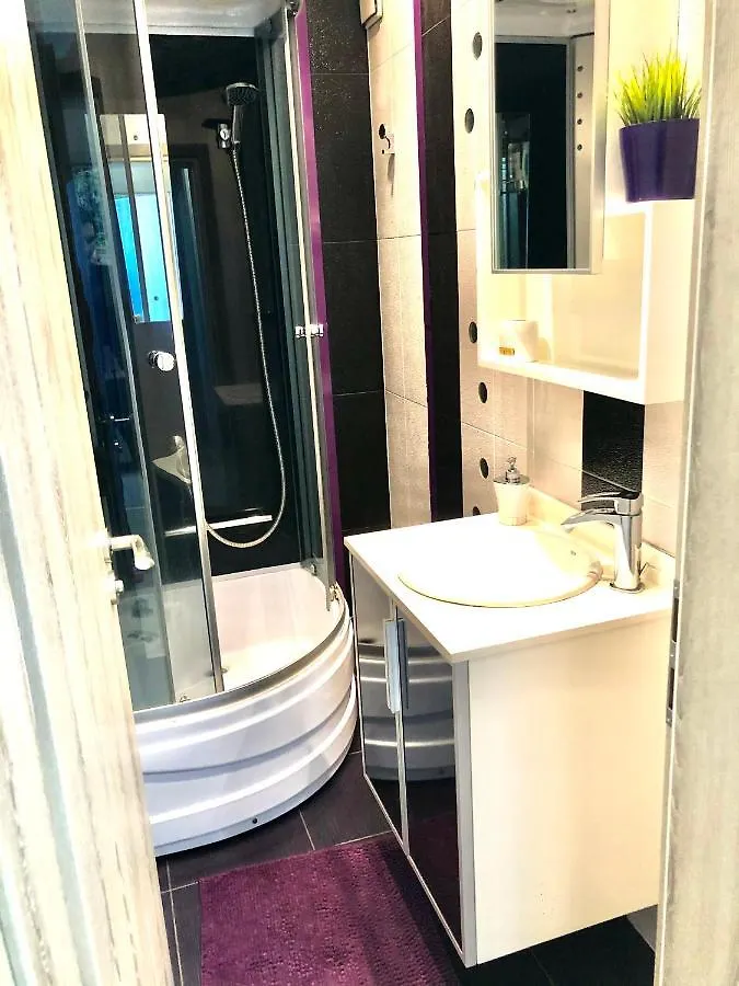 Avelov Art Apartment Burgas